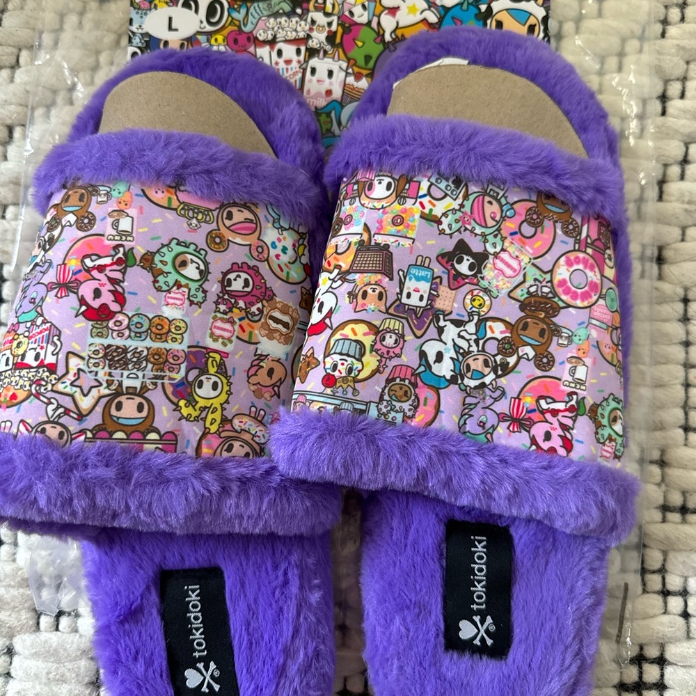 Tokidoki Slippers Size L